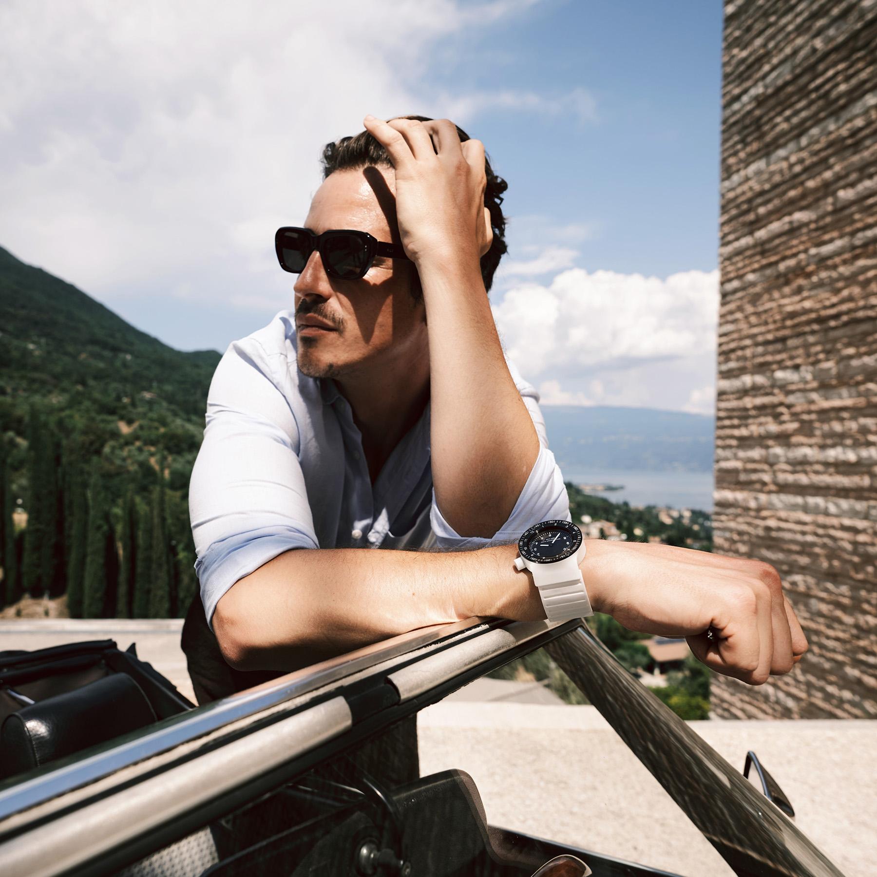 SBANG Genesis Collection colore bianco e colore nero